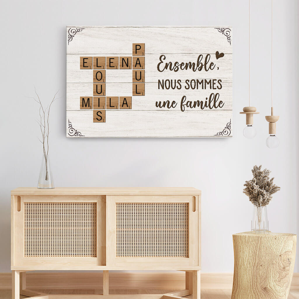 cadre Nous Formons Une Famille - Toile Famille Personnalisable avec les prenoms de votre famille