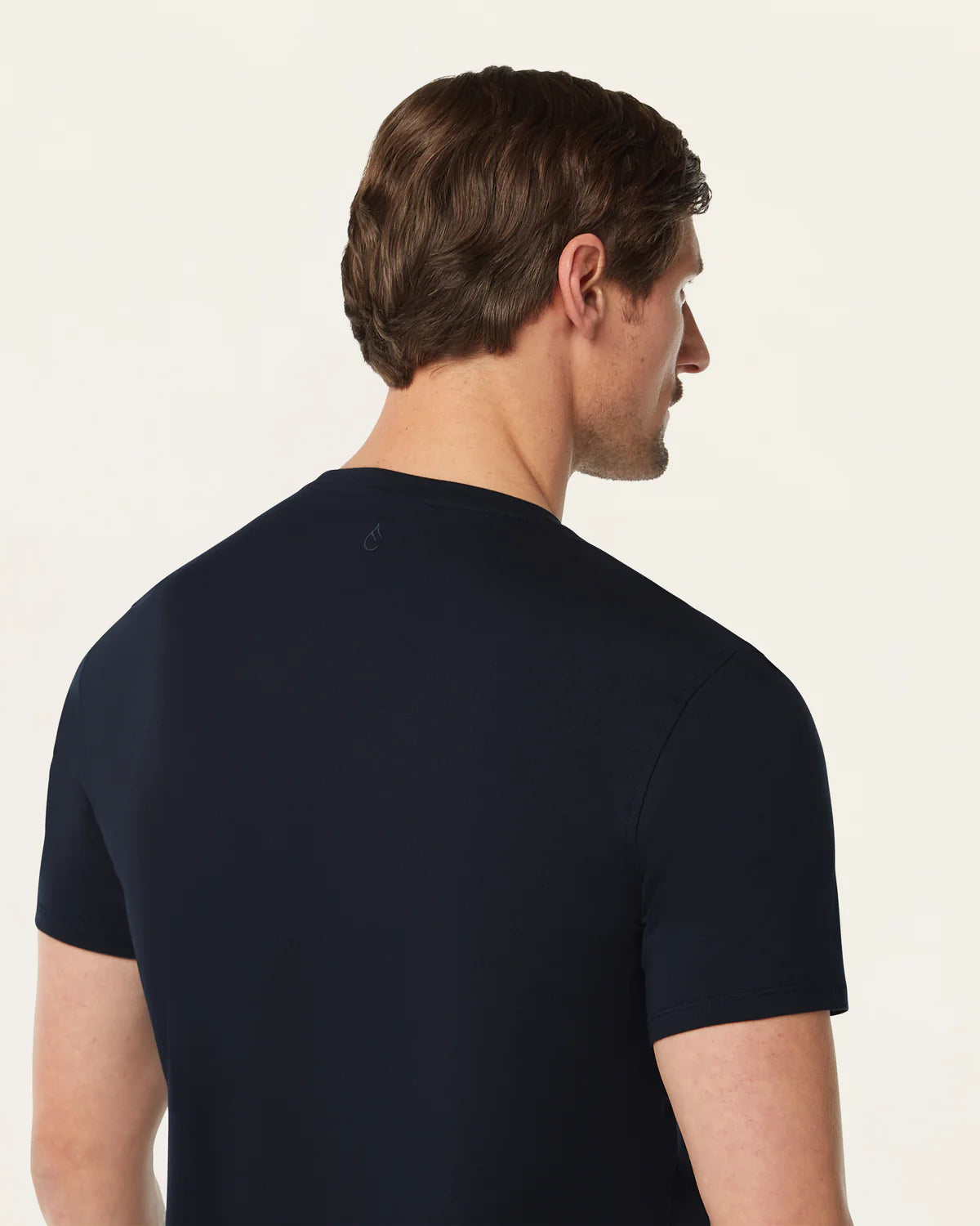 T-shirt navy anti taches et repousse leau